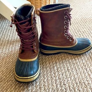 SOREL SNOW BOOTS